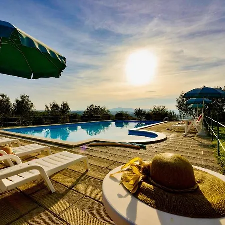 Апартаменты Popoltaio-schiacciato Sleeps 2 Pool Air Con Ravigliano